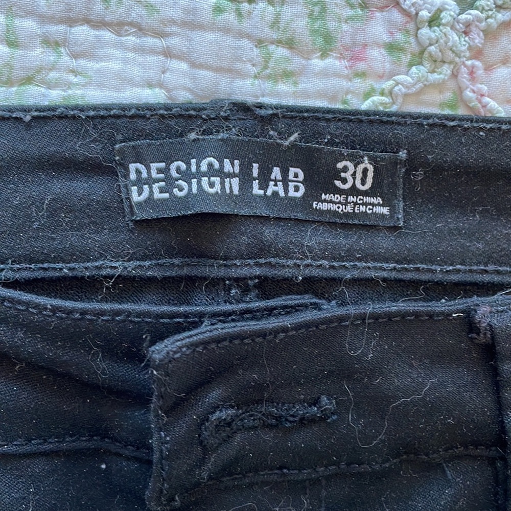 Design Lab Skinny Jeans - Picture 2 of 3